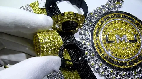 From Concept to Collection: How Mangla International Creates Wholesale Custom Jewelry